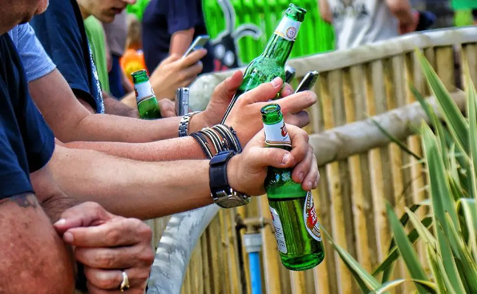 How to Serve Beer at a Wedding